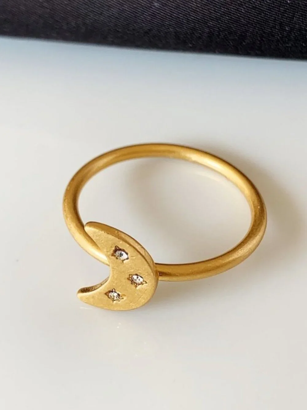 Madewell Gold Crescent Moon Ring Minimalist Celestial Dainty Ring size 7 - Picture 2 of 3